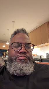 Reginald Cunningham (@pureblackphotog)