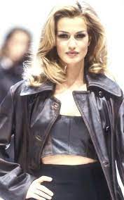 Jil Sander Runway Show Fw 1992 High Fashion Editorial Editorial Fashion Fashion