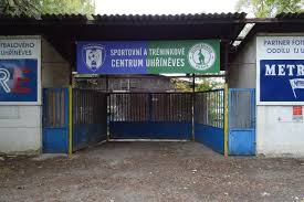 Uhříněves v majetku rodu smiřických ze smiřic. Sportovni A Treninkove Centrum Uhrineves Stadion In Praha 22 Uhrineves