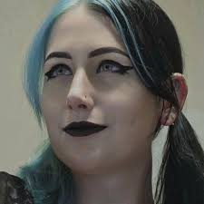 This is why ppl think gym culture is toxic. Can't even tell others about  hitting a new personal record unless you're competing or someone will come  along to call it arbitrary 🙄