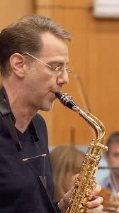Composer Steve Mackey shares the story behind his new saxophone concerto,  "Anemology," inspired by the movement of wind and his own time in nature.  💨🌳 One more performance OCT 25 at 7:30
