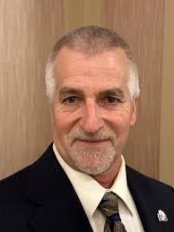 Dean Hilliard's Instagram, Twitter & Facebook