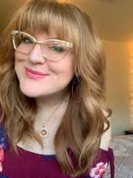 Chelsea Staats's Instagram, Twitter & Facebook