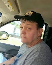 Dallas Skelton's Instagram, Twitter & Facebook