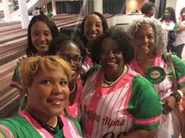 The South Atlantic Regional Director And Members Of The Upsilon Omega Omega Chapter Of Alpha Kappa Alpha Sor Alpha Kappa Alpha Sorority Alpha Kappa Alpha Kappa