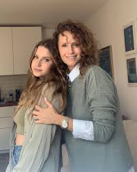 Monika mrozowska nie żałuje rozstań? Przede Wszystkim Dziekuje Za Wczoraj Monika Mrozowska Facebook