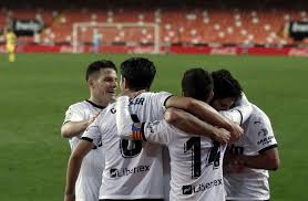 Real madrid vs fc barcelona 2020 en marca.com. Real Madrid Fight With Barca For Valencia S Young Star