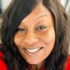 Latoya Davis's Instagram, Twitter & Facebook