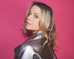 Orange is the New Musical (2016)