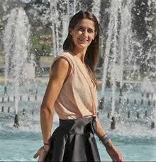 É considerada um dos três principais eventos do circuito artístico internacional, junto à bienal de veneza e documenta de kassel. Parque Com O Nome Sara Moreira Em Santo Tirso Camarote Leonino