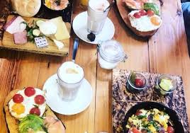 Кафе и кафе для завтрака€€€€. Cafe Buur Cologne Breakfast All Day Long
