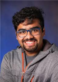 A supermassive black hole's strong magnetic fields are revealed in a new  light