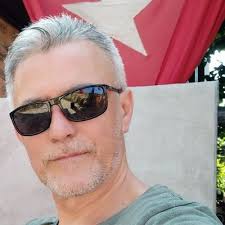 Nick Mangus (@mangusmerk)