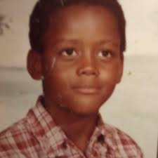 I really like Alabama's quarterback. He's very accurate. Really looks  poised against Georgia's defense. If he plays like this all game they are  gonna win. If he plays like this all season