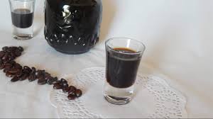See more of fatto in casa da benedetta on facebook. Liquore Al Caffe Fatto In Casa Homemade Coffee Liqueur Youtube