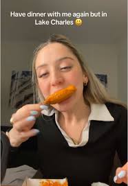 dr. alyssa lepine (@finealyssa)