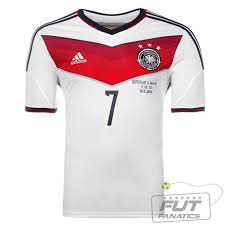 Tricampeã mundial em 1954 na suíça, 1974 em casa e em 1990 na itália, buscam no brasil o tetra em 2014. Camisa Adidas Alemanha Home 2014 7 Schweinsteiger Matchday