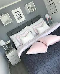 Bedroom decorating ideas for rental apartment part 1. 40 Comfortable Apartment Bedroom Decor Ideas Page 27 Of 43 Apartment Bedroom Decor Bedroom Ideas Pinterest Bedroom Decor