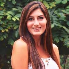 Miranda Barfield's Instagram, Twitter & Facebook