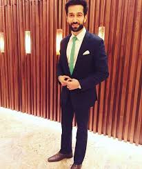 Stylebuzz Suit Up Like Nakuul Mehta Aka Shivaay Singh Oberoi For An Ishqbaaaz Valentine S Date You wont find anyone in this beauty, unique design, light weight and gorgeous. nakuul mehta aka shivaay singh oberoi