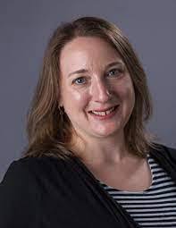 Joanna Hatch's Instagram, Twitter & Facebook