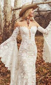 Calla Blanche La Perle Lp2009 Stevie Wedding Dress New Size 10 1 299 In 2021 Boho Chic Wedding Dress Lace Wedding Dress With Sleeves Wedding Dress Long Sleeve