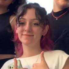 Babysitter Natalia (22) disponibile a Loreggiola su Sitly