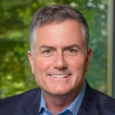 After 12 fantastic years and most of my career, I recently made the  thoughtful (and tearful) decision to say farewell to Invesco. Reflecting