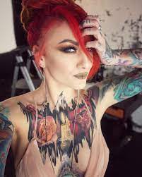Lena Scissorhands Girl Tattoos Tattoed Women Girls Making Out