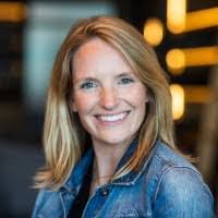 Kendra Davidson's Instagram, Twitter & Facebook