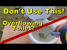 How To Unblock A Toilet With A Closet Auger? - Wonkee Donkee Tools