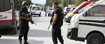 14 000 soldats déployés à la frontière. Tunisie 6 Membres Des Forces De L Ordre Tues Dans Une Attaque Terroriste Le Point