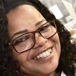 Gwen Knott's Instagram, Twitter & Facebook