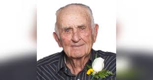 Obituary information for Howard Forest Davis (Cowley)
