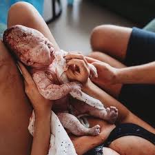 Tiarne | Gippsland Doula ~ Birth & Postpartum | Isn't it amazing how our body and our baby work in harmony during birth? Our pelvis isn't a single fixed bone, it can
