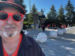 Vanderbilt baseball loses due to ground rule double