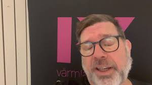 Marcus Linde berättar att det mesta hatet kommer utanför isen.