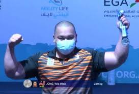 Malaysia memenangi pingat kedua dalam sukan paralimpik tokyo 2020 selepas jong yee khie meraih perak acara powerlifting 107 kilogram (kg) lelaki sebentar tadi. Hopes High On Yee Khie To Follow In Bonnie S Footsteps Astro Awani
