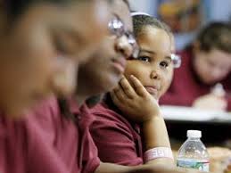 As immigrant population grows, schools adapt to help kids learn English