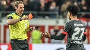 Diese liste der spieler des 1.fc nürnberg nennt alle personen, die für den 1. Matheus Pereira Rote Karte Nach Videobeweis So Reagiert Das Netz Sportbuzzer De