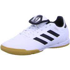 Besonders beliebt sind dabei hallenschuhe. Copa Tango 18 3 Indoor Cp9016 Hallenschuhe Fur Herren Von Adidas