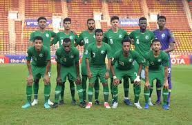 قضى المنتخب السعودي الأول لكرة القدم على آمال منتخبات اليمن وفلسطين وسنغافورة في بلوغ المرحلة النهائية من التصفيات الآسيوية المؤهلة إلى كأس العالم 2022، بعدما ابتعد بصدارة المجموعة الرابعة. Ø§Ù„ØªØ´ÙƒÙŠÙ„Ø© Ø§Ù„Ø±Ø³Ù…ÙŠØ© Ù„Ù…Ø¨Ø§Ø±Ø§Ø© Ø§Ù„Ø³Ø¹ÙˆØ¯ÙŠØ© ÙˆØ³ÙˆØ±ÙŠØ§