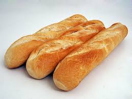 Bánh mì có rất ít chất dinh dưỡng thiết yếu cho cơ thể so với các loại thực phẩm khác như rau, củ, quả. Top Thá»±c Pháº©m Khong Nen Cho Vao Tá»§ Láº¡nh Vi Khong Báº£o Quáº£n Ä'Æ°á»£c Lau Láº¡i Sinh Bá»‡nh