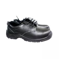 It may not scream out at you but in its own quiet way, nothing says chic more than this burgundy makes a great partner. Camel Safety Shoes Cm 7010 S1 Low Cut Black Steel Toe Shoe Men Work Footwear Metal Toecap Safety Boots Lazada Ph