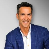 Casey Mannion's Instagram, Twitter & Facebook