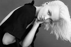 Dove cameron looks so in love with boyfriend thomas doherty while supporting him at the premiere of his new hulu series high fidelity on thursday kaia gerber was also in attendance at the event! Empfehlung Des Tages Dove Cameron We Belong Diffus