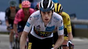 I hope @pavelsivakov might return a favour to #vingegaard down line his all out effort n stage win put him in prime spot to take the gc today, also good see @jaihindley up their on that effort #tourofpoland. Tour De France Pogacar Muss Leiden Vingegaard Fuhlt Dem Dominator Auf Der 11 Etappe Auf Den Zahn Eurosport