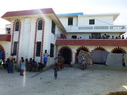 Hanging Out Front At Bon Samaritan Orphanage Port Au Prince Haiti Clean Water Port Au Prince Water Containers