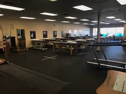 Athletico physical therapy provides the highest quality orthopedic rehabilitation services to communities, employers and athletes in over 550 locations throughout twelve states with more than. Physical Therapy St Charles Mo Athletico St Charles