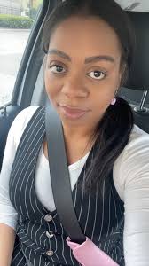 Someone told me I had to rest before the tour. 😤 Riding without videos has  become pointless and boring. So todays training consists of coffee and  reading the tourbook! ... A hamster...